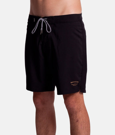 THE BLACK TRUNK BLACK