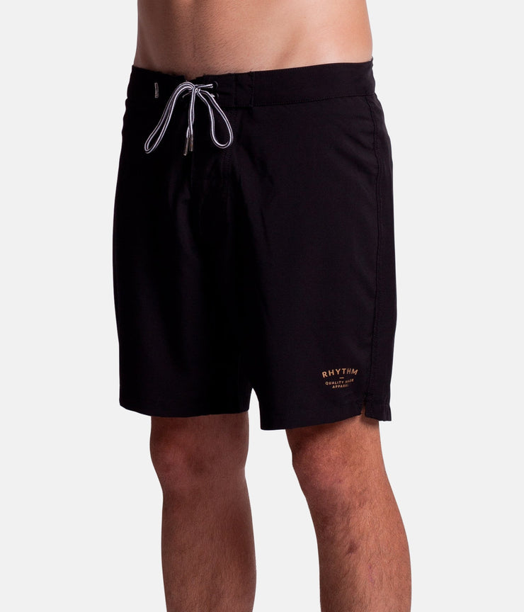 THE BLACK TRUNK BLACK