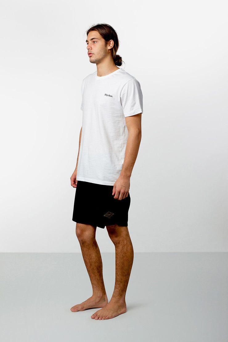 THE BLACK TRUNK BLACK