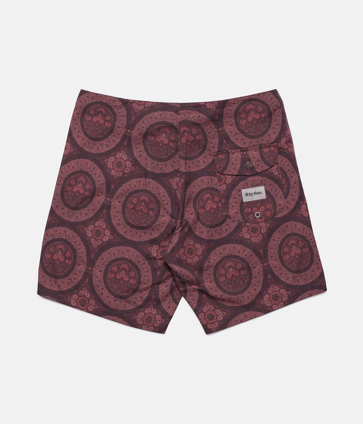 APARTMENT RUG TRUNK PORT