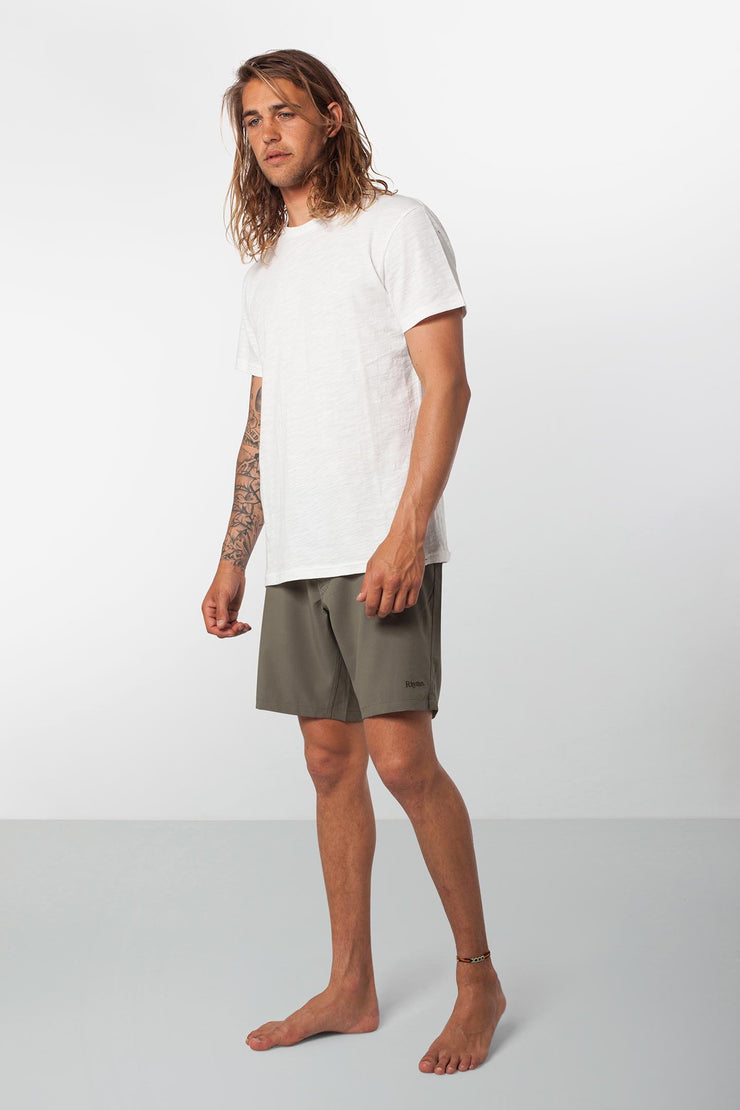 Rhythm Black Label Trunk Vintage Olive Model Front