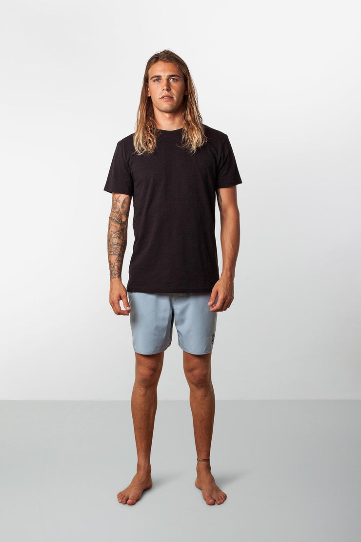RHYTHM BLACK LABEL BEACH SHORT STONE BLUE MODEL FRONT