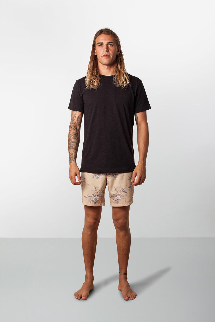 RHYTHM CUBA TRUNK OLIVE MODEL FRONT