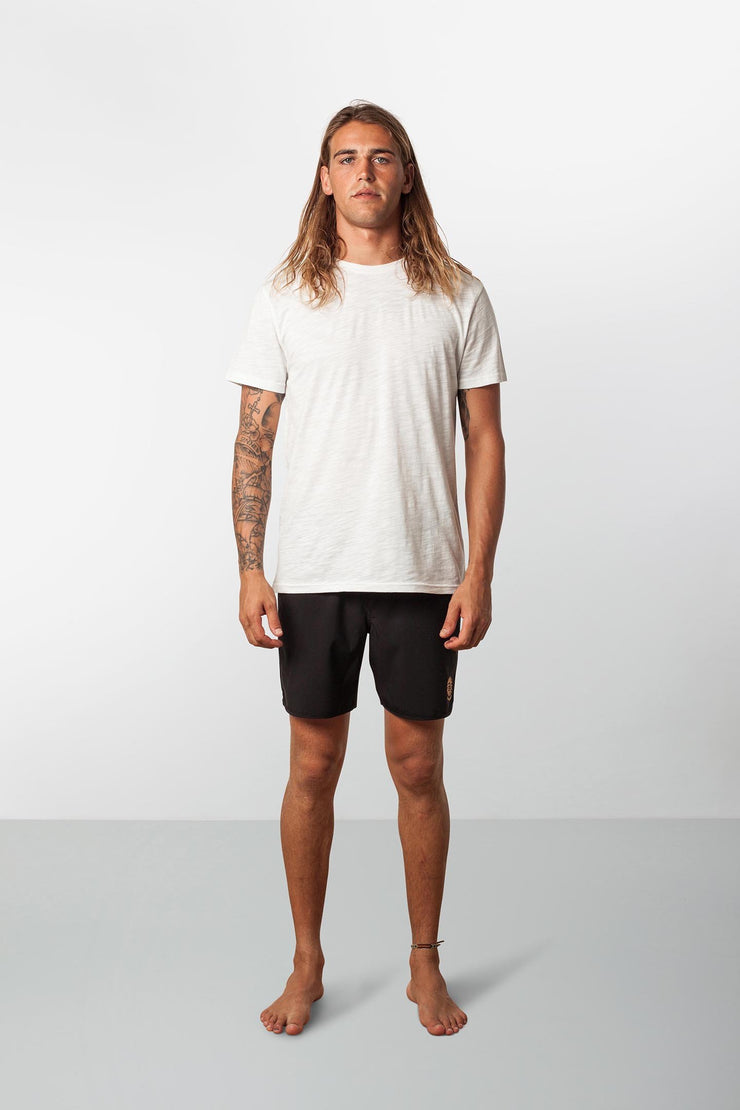 RHYTHM BLACK LABEL BEACH SHORT BLACK MODEL FRONT