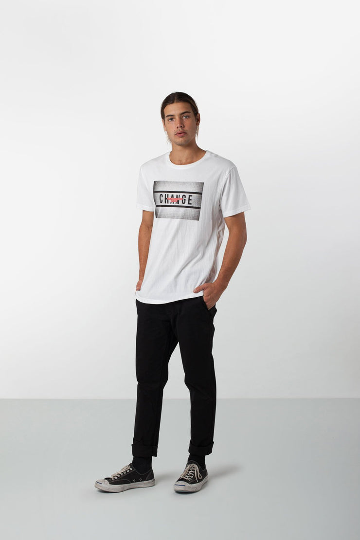 CHANGE T-SHIRT WHITE