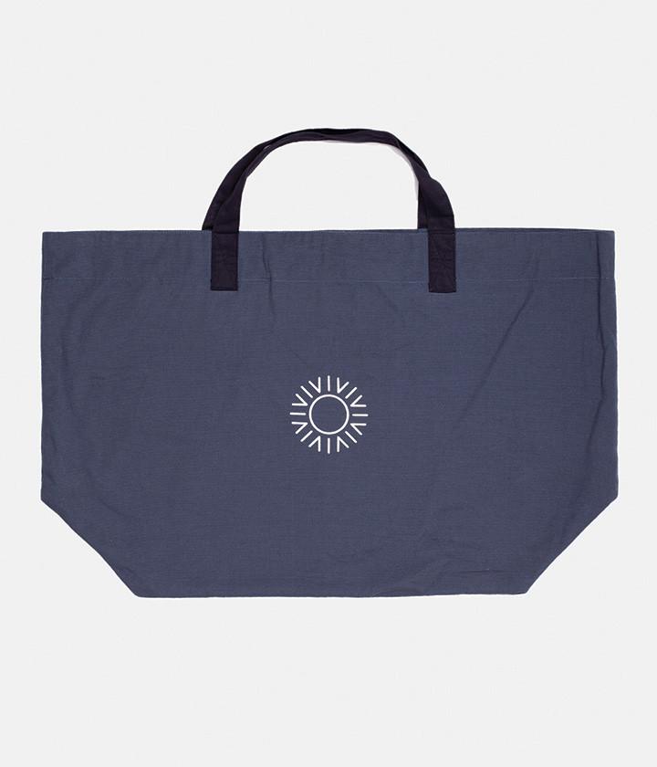 USE LESS BEACH TOTE NAVY
