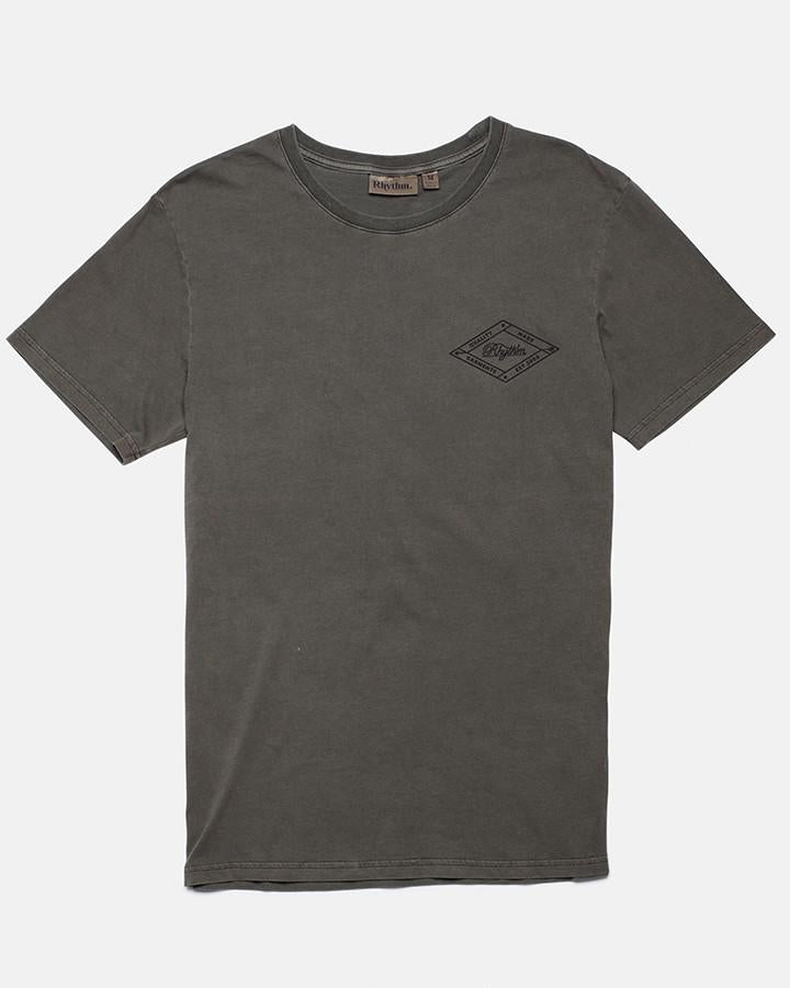LABEL T-SHIRT DUSTED OLIVE