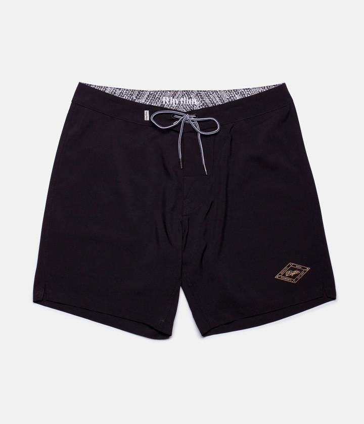 THE BLACK TRUNK BLACK